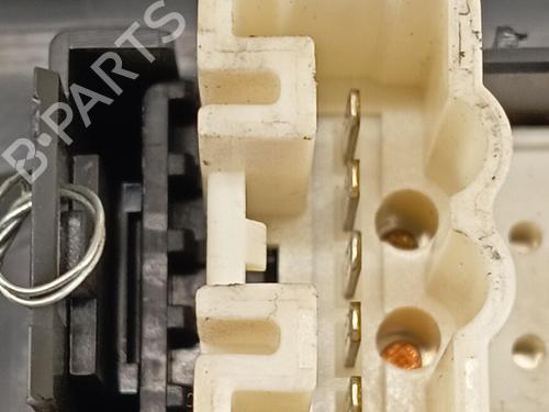 Right front window switch TOYOTA RAV 4 II (_A2_) 2.0 D 4WD (CLA20_, CLA21_, CLA20R, CLA21R) | BP39487597I26 - Image 2
