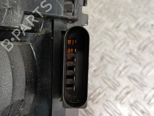 Left taillight VW TRANSPORTER T5 Van (7HA, 7HH, 7EA, 7EH) 1.9 TDI | BP28348117C34 