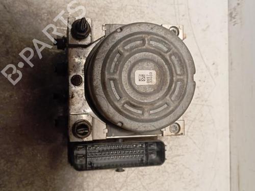 Used ABS pump VW GOLF VII (5G1, BQ1, BE1, BE2) 1.6 TDI (105 hp) 28347419