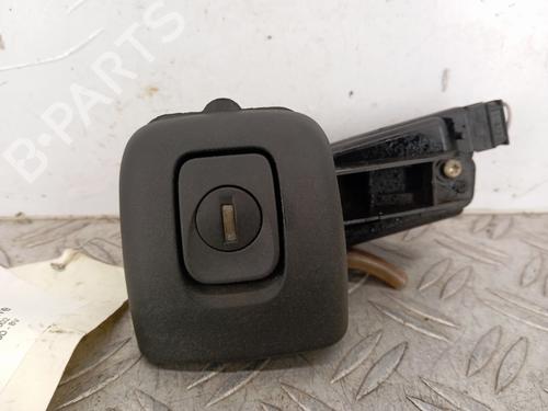 Used Switch RENAULT CLIO II Hatchback Van (SB0/1/2_) 1.9 D (SB0R) (54 hp) 31070699