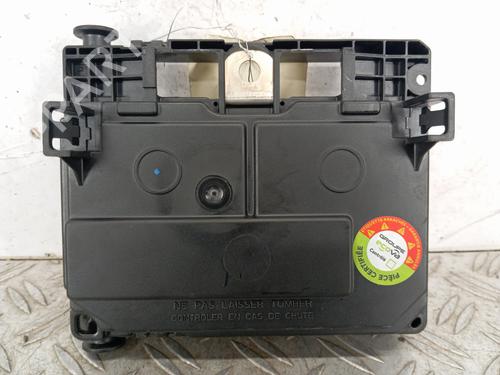 Used Fuse box Fuse box CITROËN C4 I (LC_) [2004-2014] 33655229 33655229