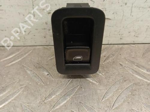 Used Right rear window switch Right rear window switch VW GOLF VII (5G1, BQ1, BE1, BE2) 1.6 TDI (105 hp) 28347411 28347411
