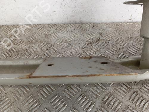Used Front bumper reinforcement Front bumper reinforcement 30941577 30941577