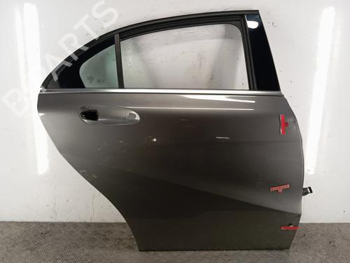 Used Right rear door MERCEDES-BENZ A-CLASS (W176) A 200 CDI / d (176.008) (136 hp) 30338829