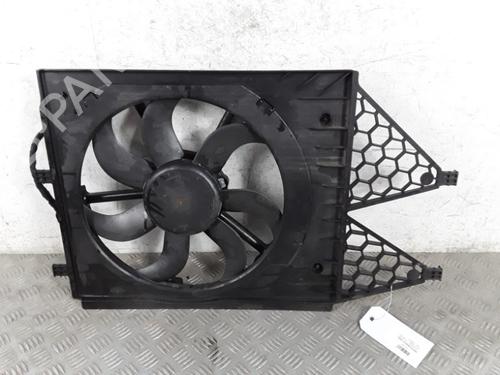 Køleventilator elektrisk VW POLO V (6R1, 6C1) 1.2 TSI 16V (90 hp) 28343499