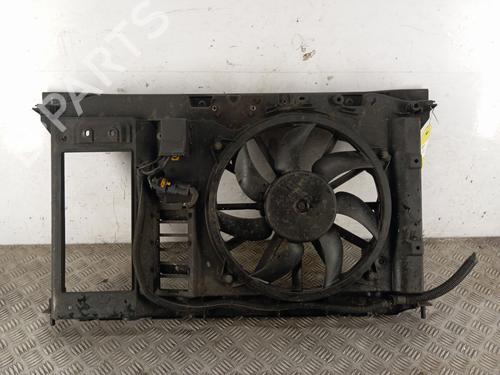 Frontplade/Frontkurv PEUGEOT 3008 I MPV (0U_) 1.6 HDi (109 hp) 31380532