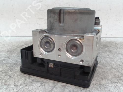 Used ABS pump ABS pump VW GOLF VII (5G1, BQ1, BE1, BE2) 2.0 TDI (150 hp) 28345149 28345149