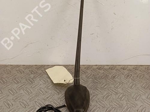 Antenne/Base RENAULT KADJAR (HA_, HL_) 1.2 TCe 130 (HLMR) (130 hp) 29206737