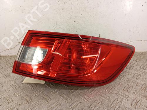 right-taillight-renault-clio-iv-bh_-2012-2013-2014-2015-2016-2017-2018-2019-2020-2021-35930993 main image