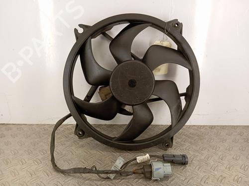 Used Radiator fan PEUGEOT 407 (6D_) 1.8 (6D6FZB) (116 hp) 30711881