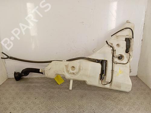 Used Windscreen washer tank BMW X6 (F16, F86) M 50 d (381 hp) 31332885