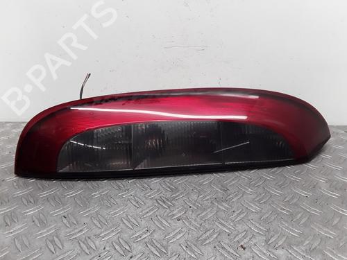 Feu arrière gauche OPEL CORSA C (X01) 1.2 (F08, F68) (75 hp) 28337853