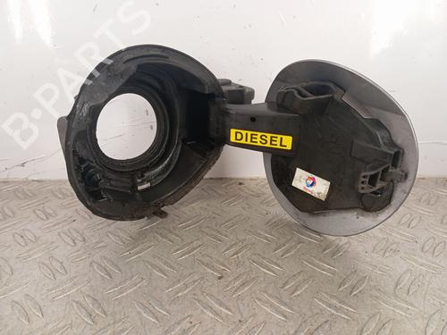 Used Fuel flap PEUGEOT 308 II (LB_, LP_, LW_, LH_, L3_) 2.0 BlueHDi 150 (150 hp) 29968807