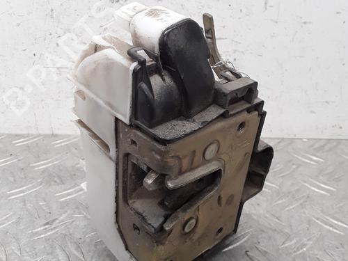 Used Front right lock VW GOLF III (1H1) 1.9 D (64 hp) 28343323
