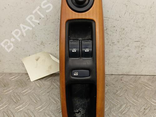 Used Left front window switch RENAULT CLIO II (BB_, CB_) 1.6 16V (BB01, BB0H, BB0T, BB14, BB1D, BB1R, BB2KL, BB3G... (107 hp) 28337983