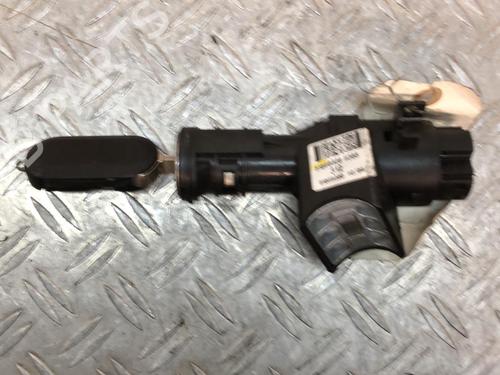 Used Ignition barrel FIAT 500 (312_) 1.3 D Multijet (312AXB1A) (75 hp) 28342723