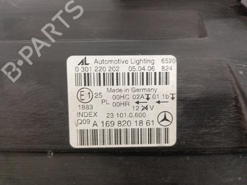 Used Right headlight Right headlight MERCEDES-BENZ B-CLASS Sports Tourer (W245) B 180 CDI (245.207) (109 hp) 35930893 35930893