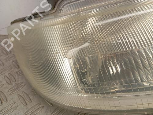 Used Right headlight Right headlight CITROËN XSARA Break (N2) 1.9 D (70 hp) 35930585 35930585