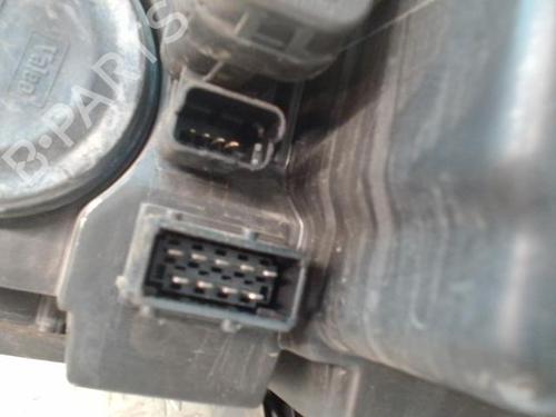 Right headlight CITROËN C5 II (RC_) 2.0 HDi (RCRHRH) | BP28344660C29 