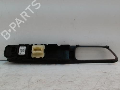 Used Left front window switch RENAULT CLIO IV (BH_) 0.9 TCe 90 (BHNF, BHMA, BHMH, BHJK, BHJR) (90 hp) 28349293