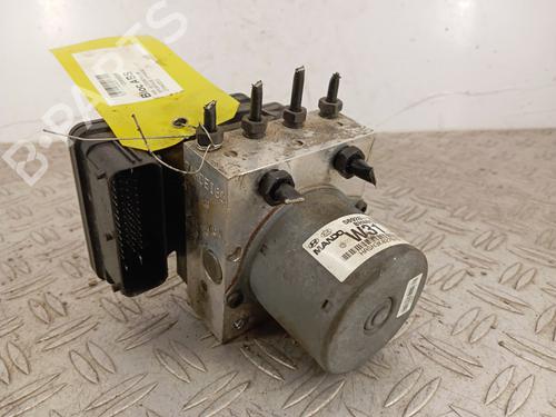 Used ABS pump KIA SPORTAGE III (SL) 1.7 CRDi (116 hp) 32732159