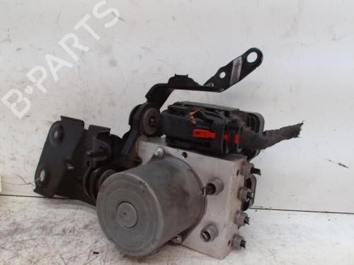 Used ABS pump ABS pump VW POLO VI (AW1, BZ1, AE1) 1.0 MPi (80 hp) 28349352 28349352