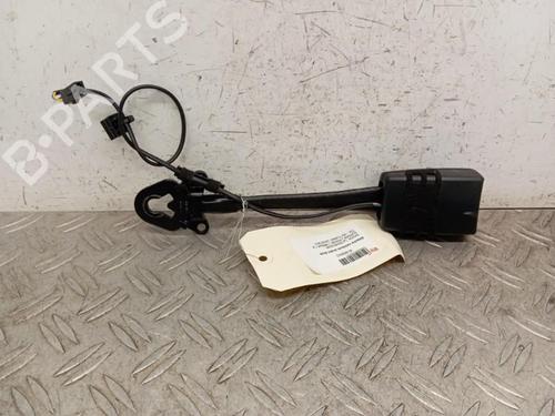Used Seat buckle SKODA SUPERB II Estate (3T5) 1.8 TSI (160 hp) 28340291