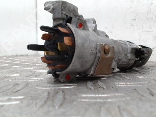 Used Ignition barrel Ignition barrel VW POLO IV (9N_, 9A_) 1.4 TDI (70 hp) 28348840 28348840