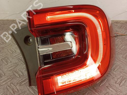 Used Right taillight RENAULT KADJAR (HA_, HL_) 1.2 TCe 130 (HLMR) (130 hp) 29180729