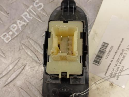 Right rear window switch DACIA DUSTER SUV Van | BP38953362I28 - Image 3