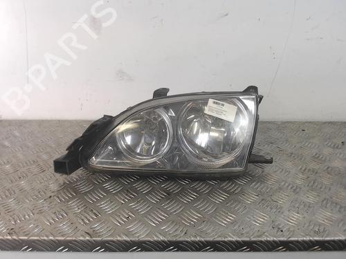 Used Left headlight TOYOTA AVENSIS Liftback (_T22_) 2.0 D-4D (CDT220_, CDT220R) (110 hp) 28347815