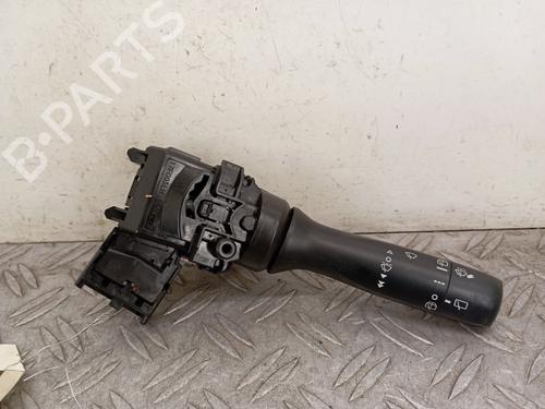 Used Steering column stalk TOYOTA YARIS (_P13_) 1.4 D (NLP130_, NLP130) (90 hp) 28348234