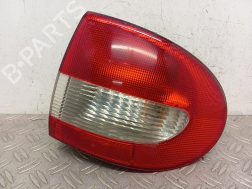 Used Right taillight RENAULT MEGANE I Classic (LA0/1_) 1.4 16V (LA0D, LA1H, lA0W, LA10) (95 hp) 28349628