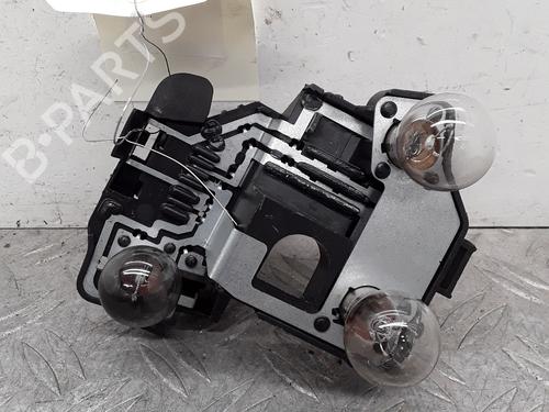 Używane Oprawka żarówki PEUGEOT 206 Hatchback (2A/C) 1.4 i (75 hp) 28337756