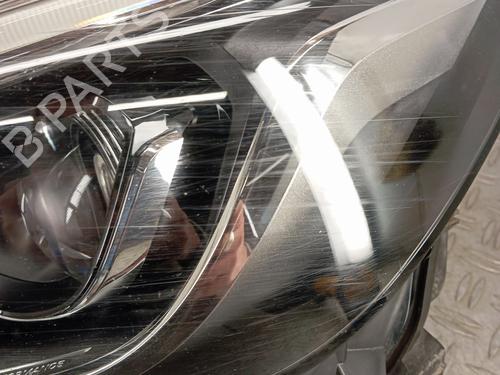 Used Left headlight MERCEDES-BENZ A-CLASS (W176) A 200 CDI / d (176.008) (136 hp) 31839633