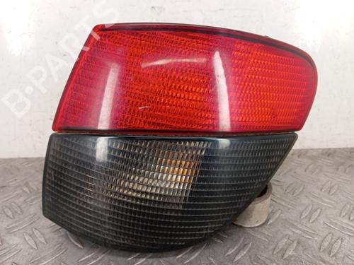 Højre baglygte PEUGEOT 406 Break (8E/F) 2.2 HDi (133 hp) 28341297