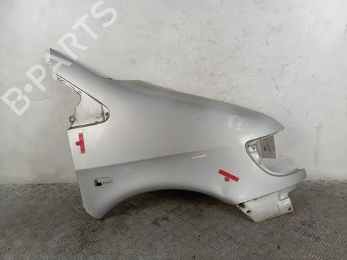 Used Right front fenders MERCEDES-BENZ V-CLASS (638/2) V 230 TD (638.274) (98 hp) 28339012