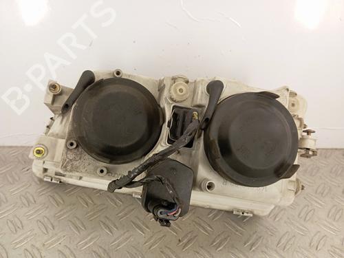 Used Right headlight Right headlight VOLVO S40 I (644) 1.9 DI (102 hp) 29923323 29923323