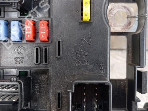 Used Fuse box Fuse box PEUGEOT 406 Coupe (8C) 2.2 (158 hp) 36288152 36288152