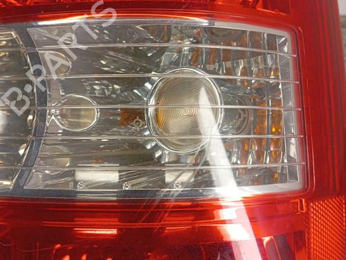 Right taillight HYUNDAI TUCSON (JM) 2.0 CRDi All-wheel Drive | BP29466398C35 