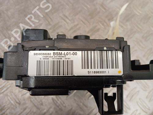 Used Fuse box Fuse box PEUGEOT 407 (6D_) 2.0 HDi 135 (6DRHRH, 6DRHRE, 6DRHRG, 6DRHRJ) (136 hp) 36221796 36221796