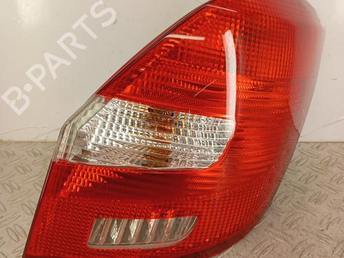 Used Right taillight Right taillight 32240729 32240729