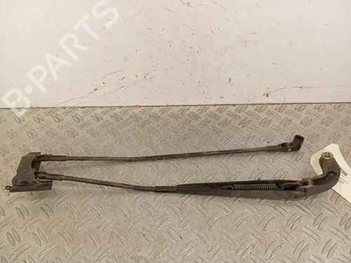 Used Front windshield wiper arm Front windshield wiper arm PEUGEOT 108 1.0 VTi (69 hp) 39759372 39759372
