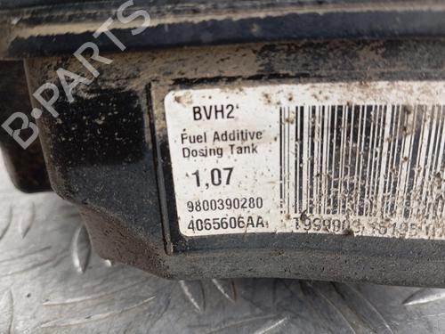 Used AdBlue tank AdBlue tank PEUGEOT 308 II (LB_, LP_, LW_, LH_, L3_) 1.6 BlueHDi 120 (120 hp) 40031925 40031925