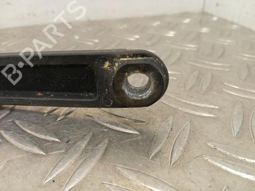 Front windshield wiper arm RENAULT CLIO IV (BH_) 1.5 dCi 90 | BP28341696C143 