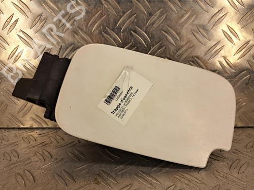 Used Fuel flap Fuel flap 38086976 38086976