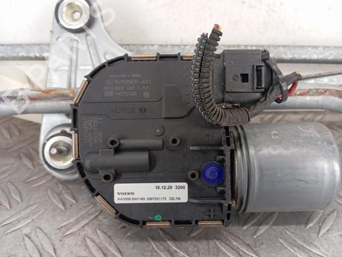 Front wiper motor VOLVO V60 I (155) D3 / D4 | BP28338818M29
