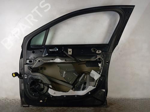 Used Right front door Right front door CITROËN C5 III (RD_) 2.0 HDi 140 (RDRHF8, RDRHFA, RDRHA8, RDRHAJ) (140 hp) 28346225 28346225