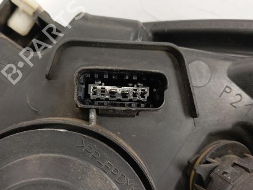 Right headlight RENAULT GRAND SCÉNIC III (JZ0/1_) 1.9 dCi (JZ0J, JZ0N, JZ1K, JZ1S) | BP29438081C29 