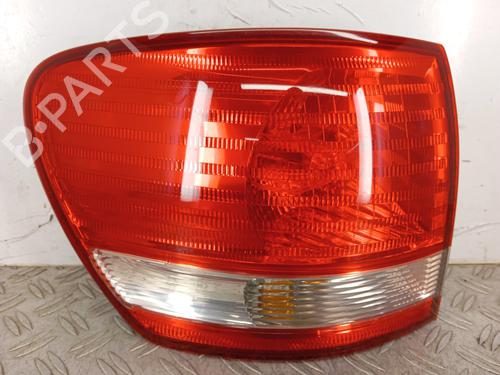 Venstre Baklys TOYOTA AVENSIS VERSO (_M2_) 2.0 D (CLM20_, CLM20R) (116 hp) 31576882